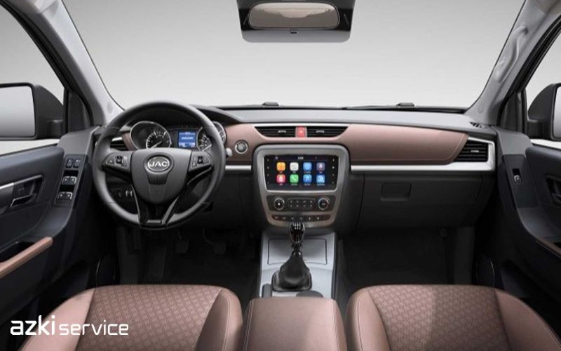 داخل کابین KMC T8؛ ترکیبی از راحتی، مدرن بودن و کاربردی بودن